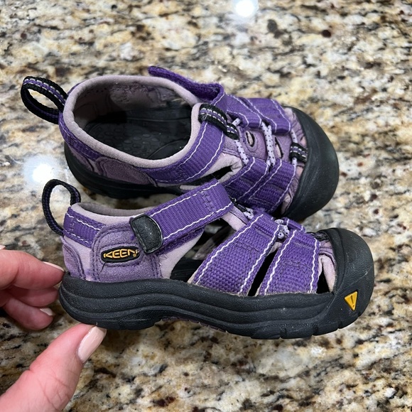 Keen Shoes Keen Baby Girl Size 6 Waterproof Sandals Size 6 Poshmark